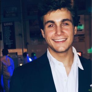 Meet your Posher, Christian